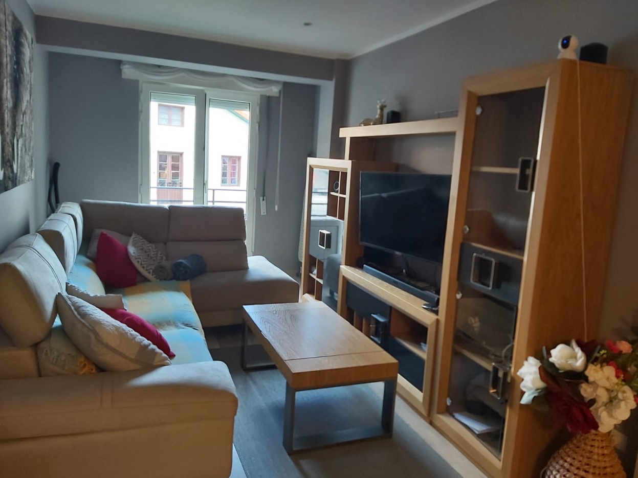Salón completo de Habitaciones La Ronda – alquiler vacacional